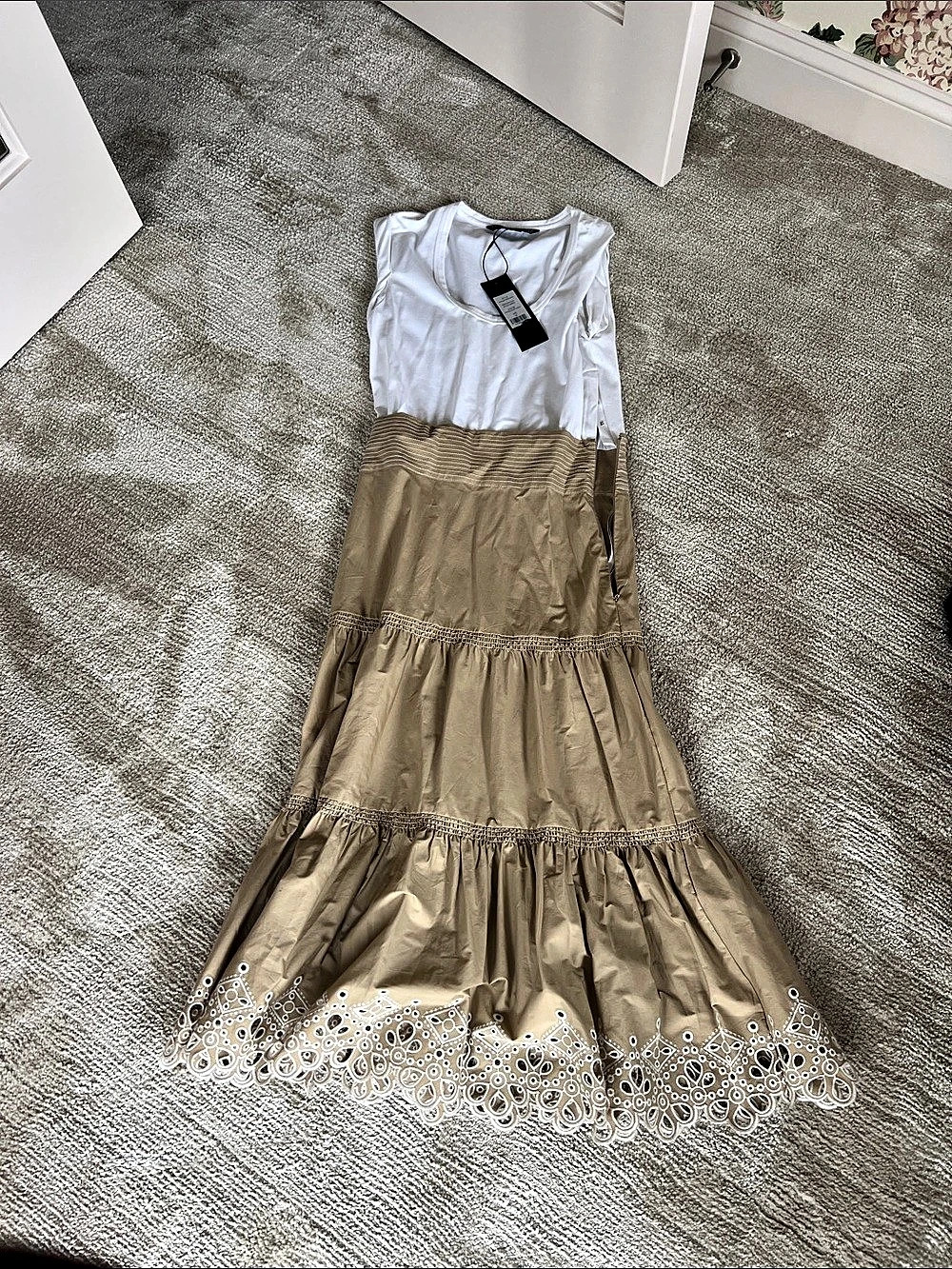 Veronica beard Midi Dress Beige & White